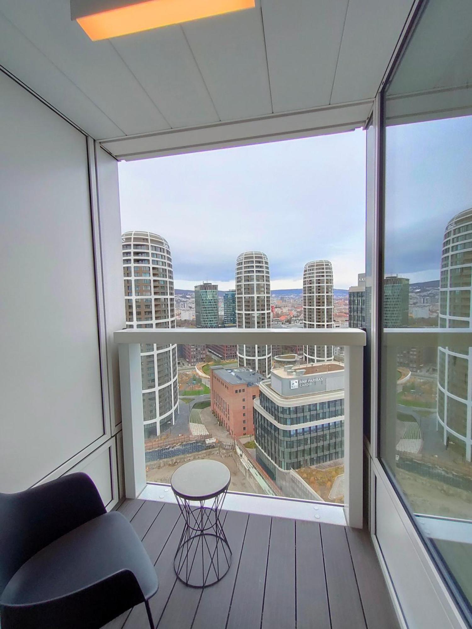 Sag Romantic 22 Floor Panorama City Free Parking Free Wifi Bratislava Exterior photo